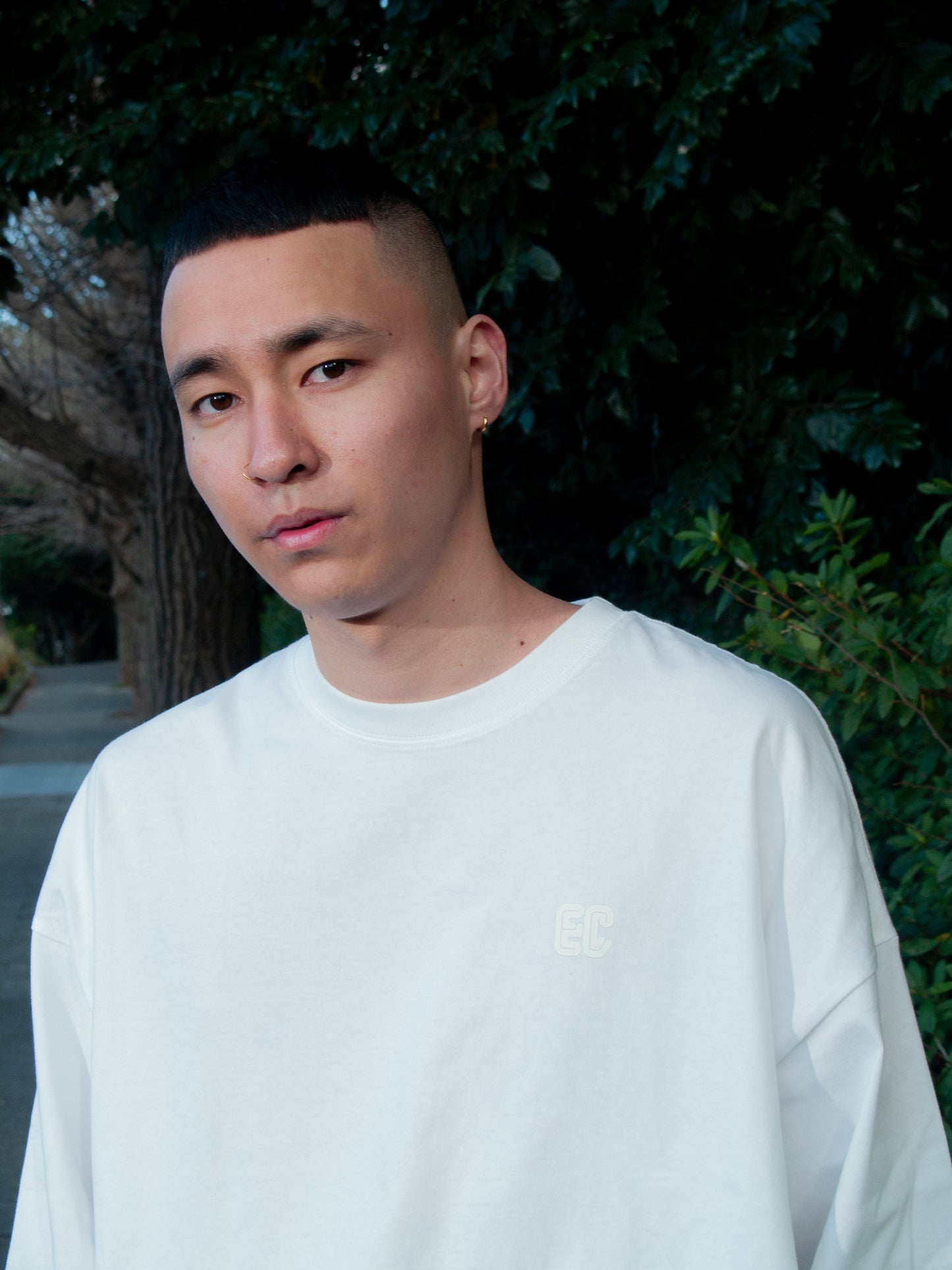 Domino L/S TEE