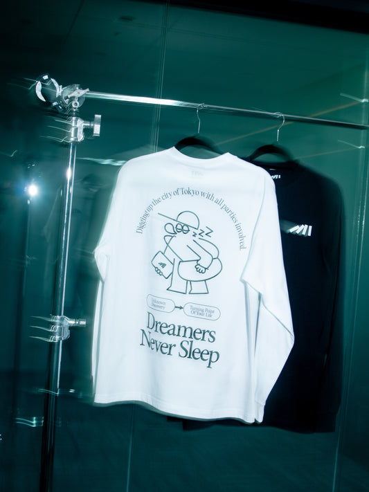 Dreamers Never Sleep L/S TEE